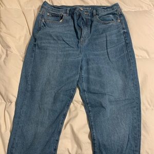 American eagle mom jeans